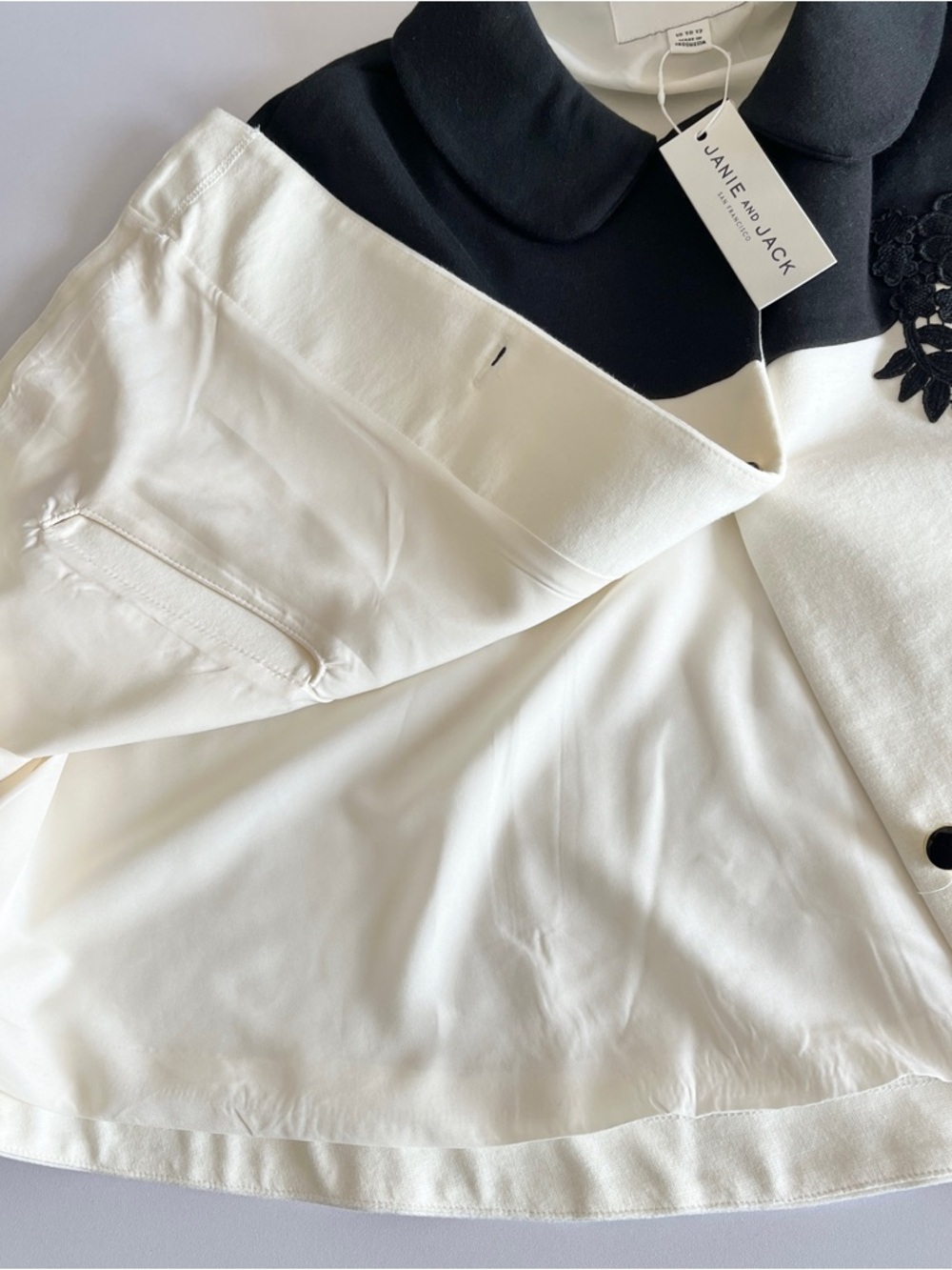 Janie and Jack NEW cape white black girls 10 12 jacket poncho buttons collar - Picture 4 of 7